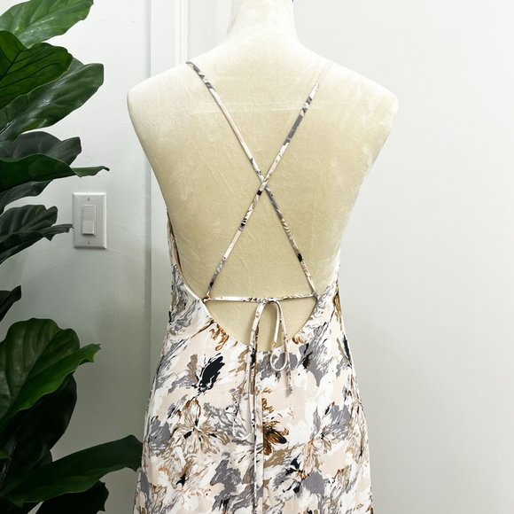 NWT Lulus Maxi Dress - More than Charming Blush Floral Maxi Dress - Size Medium - Picture 5 of 8